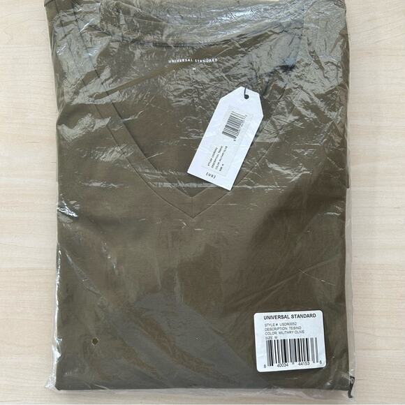 Universal Standard Tesino T-Shirt Dress Women's Size M | 2X Military Olive Knit - Picture 12 of 16